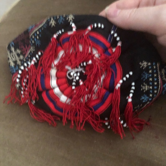 4-sale Extremely Unique Chiming Hat- 654 $30 or $25 w/offer - Picture 2 of 3